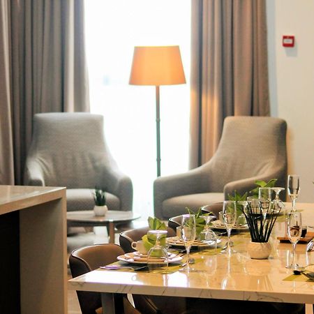 באגויו The Plaza Garden Hotel And Residences מראה חיצוני תמונה