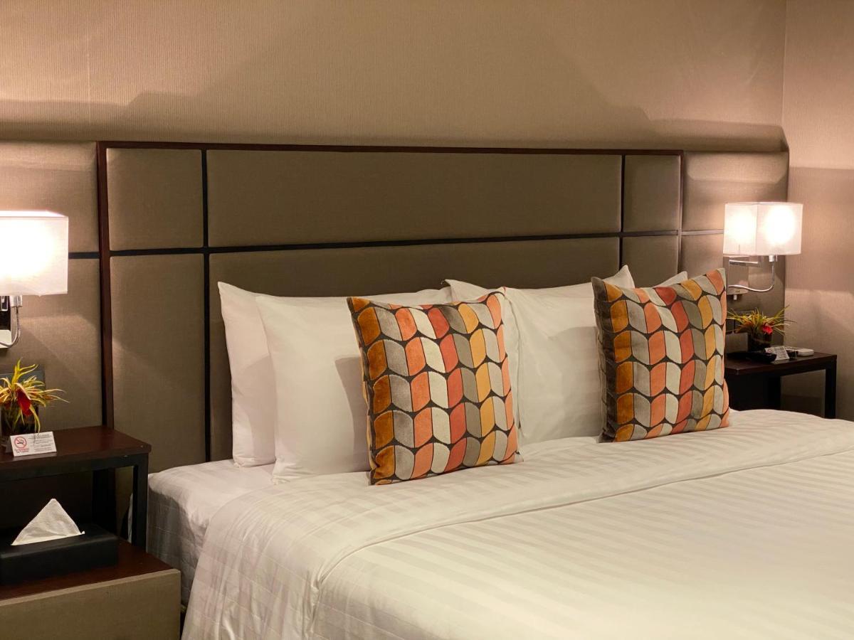 באגויו The Plaza Garden Hotel And Residences מראה חיצוני תמונה