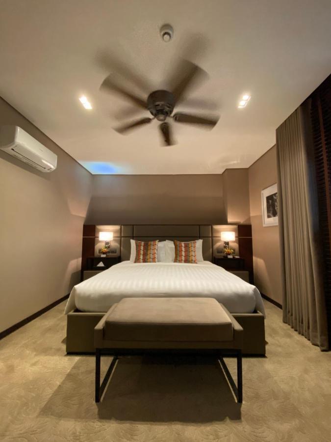 באגויו The Plaza Garden Hotel And Residences מראה חיצוני תמונה