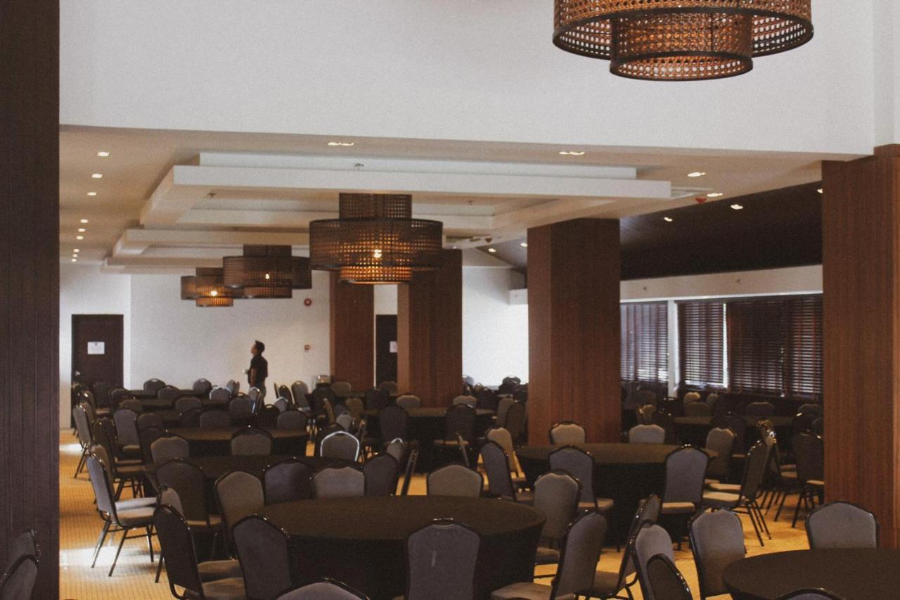 באגויו The Plaza Garden Hotel And Residences מראה חיצוני תמונה