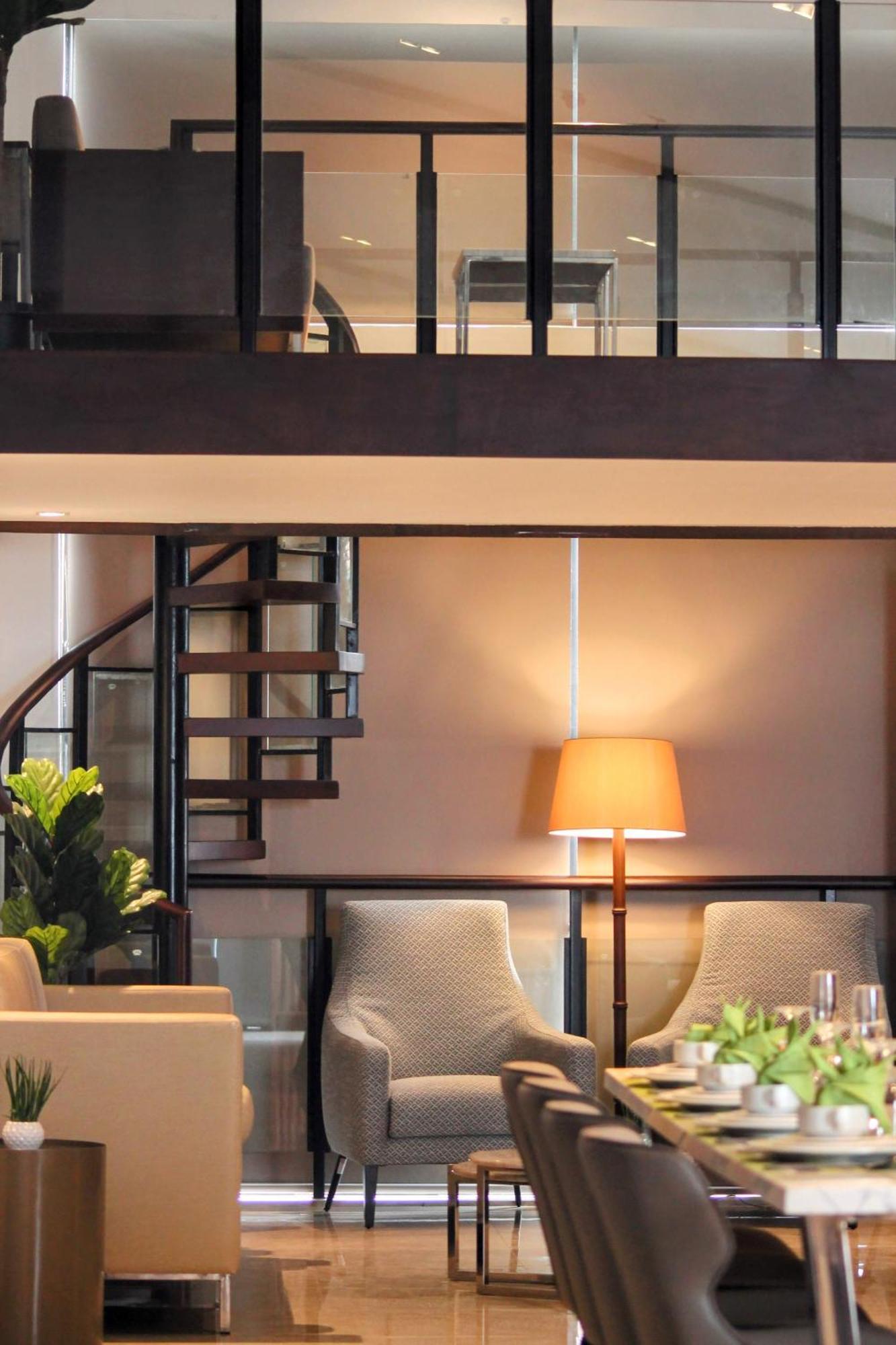 באגויו The Plaza Garden Hotel And Residences מראה חיצוני תמונה